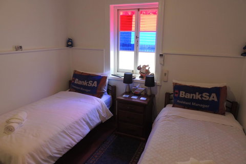 Wozza's B&B - Broome Tourism 10
