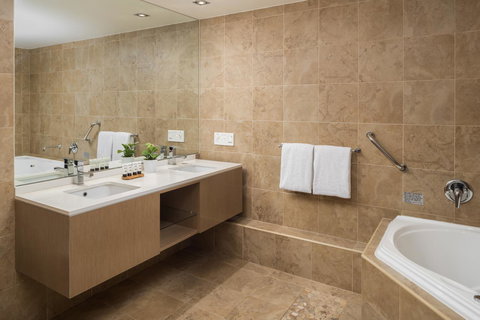 Esplanade Hotel Fremantle - By Rydges - Broome Tourism 17