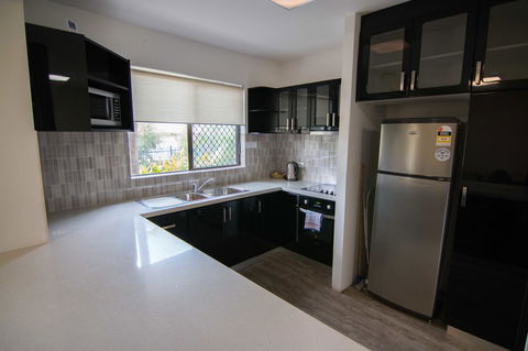 Mandurah Family Resort - Broome Tourism 33