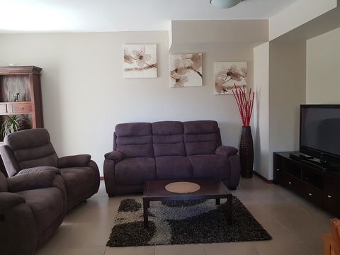 Mandurah Family Resort - Broome Tourism 38