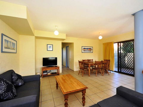 Mandurah Family Resort - Broome Tourism 41