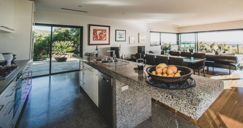 The Roozen Residence - Broome Tourism 4