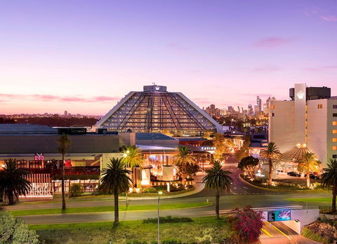 Crown Metropol Perth - Broome Tourism 5