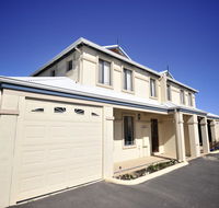 Palm Beach Manor - Broome Tourism
