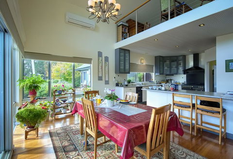 Glenelg On King Bed & Breakfast - Broome Tourism 8