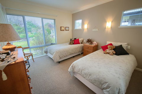 Glenelg On King Bed & Breakfast - Broome Tourism 4