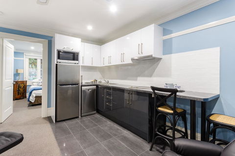 Blue Door Apartments - Broome Tourism 3