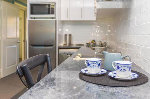 Blue Door Apartments - Broome Tourism 16