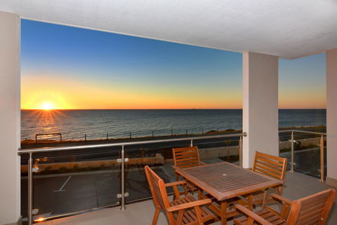 Bunbury Seaview Apartments - Broome Tourism 2