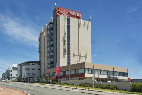 Metro Hotel Perth - Broome Tourism 5
