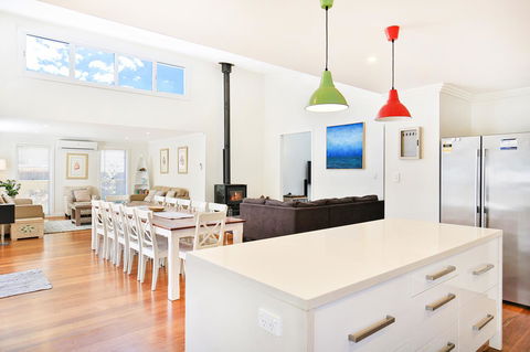 Calming Waters - Pet Friendly - Community Pool - Broome Tourism 13