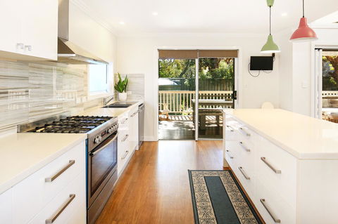 Calming Waters - Pet Friendly - Community Pool - Broome Tourism 16
