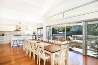 Calming Waters - Pet Friendly - 3 Min Walk to Beach