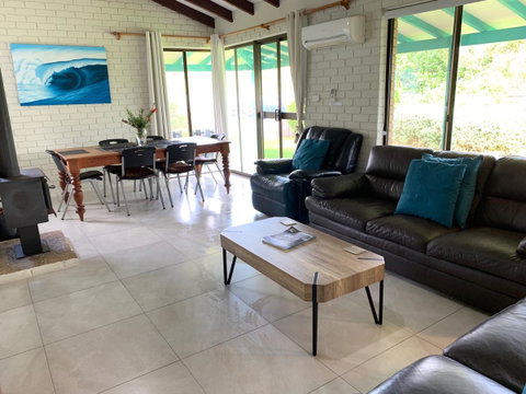 Beachside Prevelly Villas - Broome Tourism 6