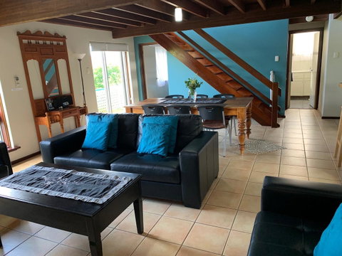 Beachside Prevelly Villas - Broome Tourism 25