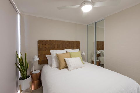Number 72 Kalbarri Riverview Apartments - Broome Tourism 5