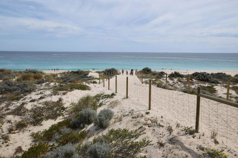 West Beach Lagoon 123 - Location & Views!!! - Broome Tourism 18