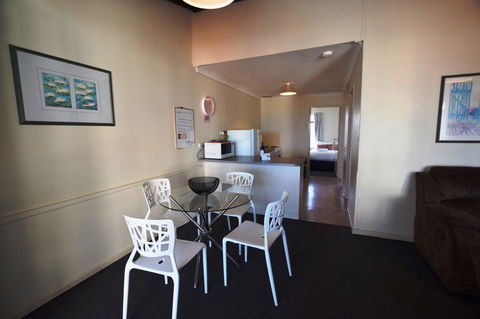West Beach Lagoon 123 - Location & Views!!! - Broome Tourism 7