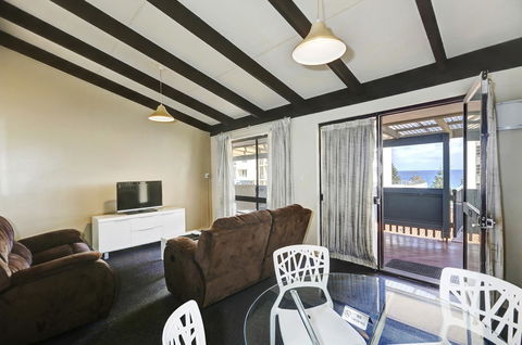 West Beach Lagoon 123 - Location & Views!!! - Broome Tourism 11