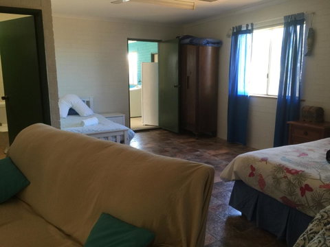 Surf Shack - Broome Tourism 0