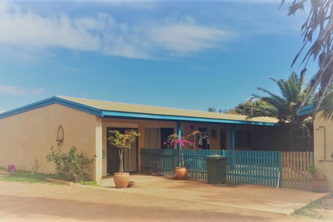 Surf Shack - Broome Tourism 3