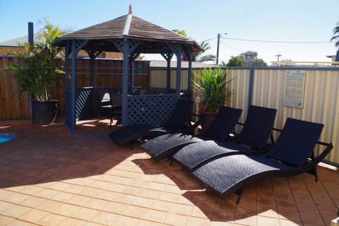 Kalbarri Blue Ocean Villas - Broome Tourism 11