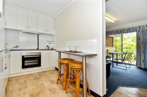 Dolphin Lodge Albany - Self Contained Apartments At Middleton Beach - Broome Tourism 3