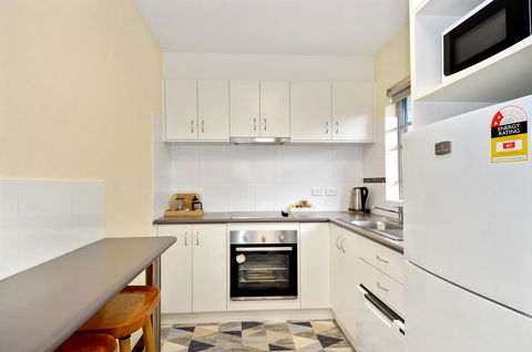 Dolphin Lodge Albany - Self Contained Apartments At Middleton Beach - Broome Tourism 9