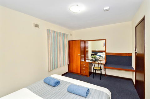 Dolphin Lodge Albany - Self Contained Apartments At Middleton Beach - Broome Tourism 25