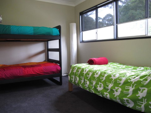 Pendeli Beach House - Broome Tourism 5