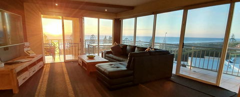 Ocean View-breath Taking Views, Amazing Facilities - Broome Tourism 2