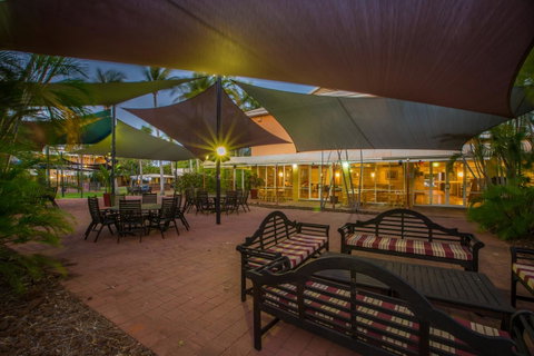 The Continental Hotel - Broome Tourism 11