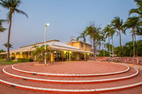 The Continental Hotel - Broome Tourism 8