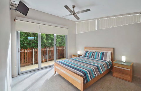 Crescent Head Spa Villa - Broome Tourism 3