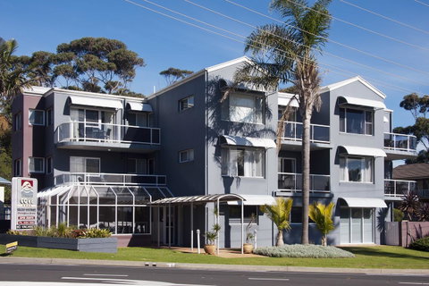 Mollymook Cove Apartments - Broome Tourism 0