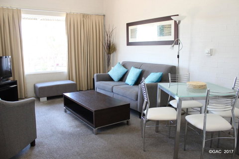 Mollymook Cove Apartments - Broome Tourism 32
