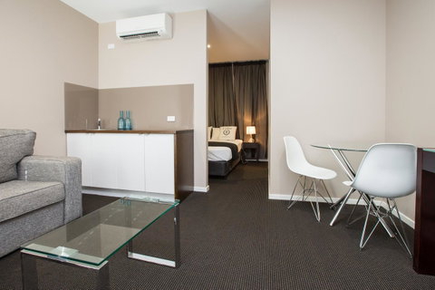 Crossroads Hotel - Broome Tourism 38