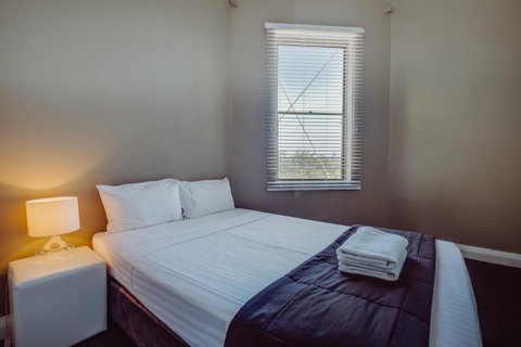 Crossroads Hotel - Broome Tourism 3