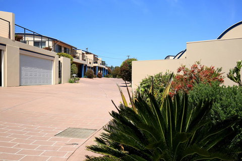The Cove At Culburra - Direct Access To Beach - Broome Tourism 24