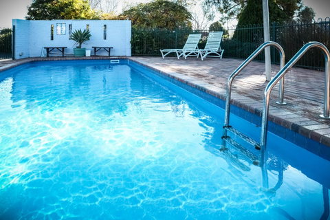 Almond Inn - Broome Tourism 26