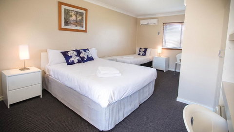 Almond Inn - Broome Tourism 4