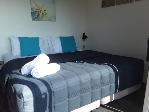 Narooma Golfers Lodge - Broome Tourism 11