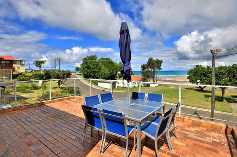 The Rotunda, Gerroa - Broome Tourism 1