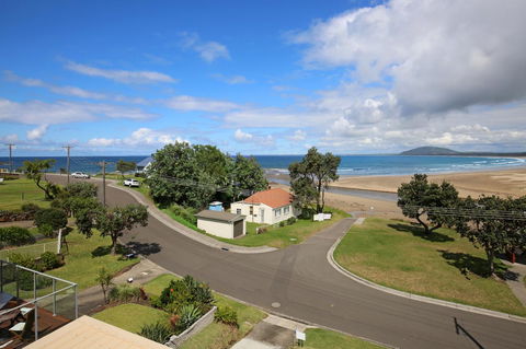The Rotunda, Gerroa - Broome Tourism 37