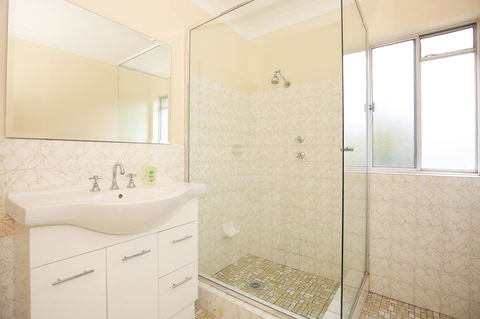 The Rotunda, Gerroa - Broome Tourism 23