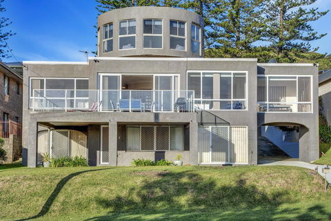 The Rotunda, Gerroa - Broome Tourism 28