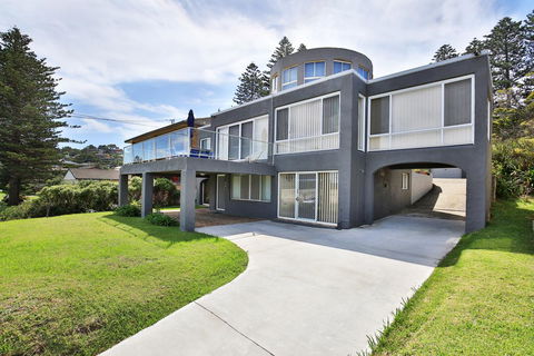 The Rotunda, Gerroa - Broome Tourism 30