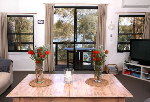 Refuge Cove On Pittwater - Broome Tourism 3