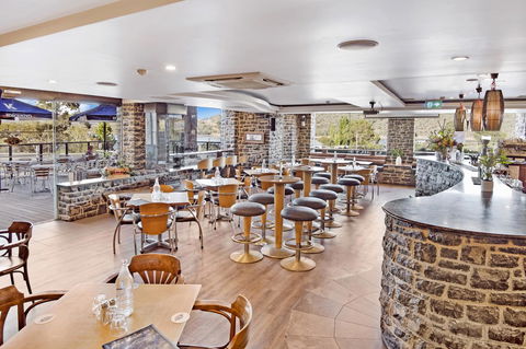 Banjo Paterson Inn - Broome Tourism 8