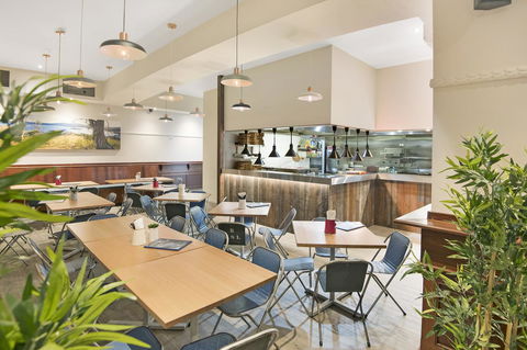 Banjo Paterson Inn - Broome Tourism 4